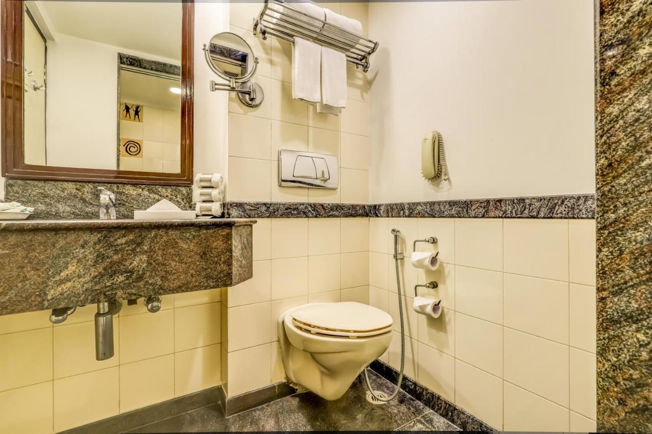 Lemon Tree Hotel, East Delhi Mall, Kaushambi Ghaziabad Bagian luar foto