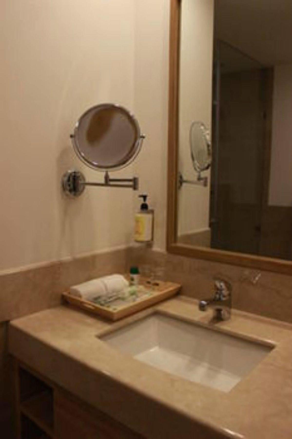 Lemon Tree Hotel, East Delhi Mall, Kaushambi Ghaziabad Bagian luar foto