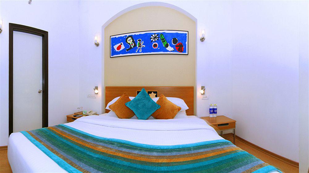 Lemon Tree Hotel, East Delhi Mall, Kaushambi Ghaziabad Bagian luar foto
